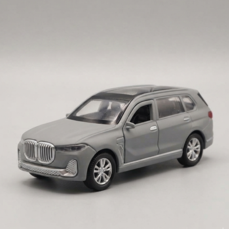 ماشین بازی فلزی خودروی بامو ایکس ۷ (BMW X7)