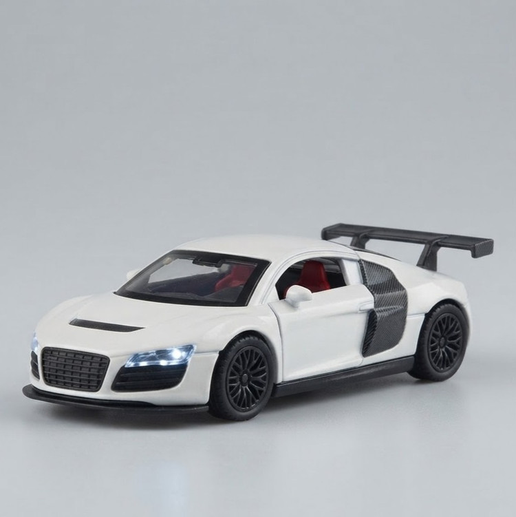 ماکت فلزی آودی آر۸ اسپرت مشکی مات (Audi R8)